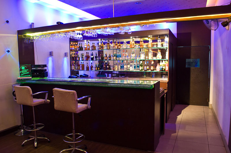 Hotel Kohinoor Palace- Groove Restobar6