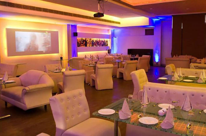 Hotel Kohinoor Palace- Groove Restobar8